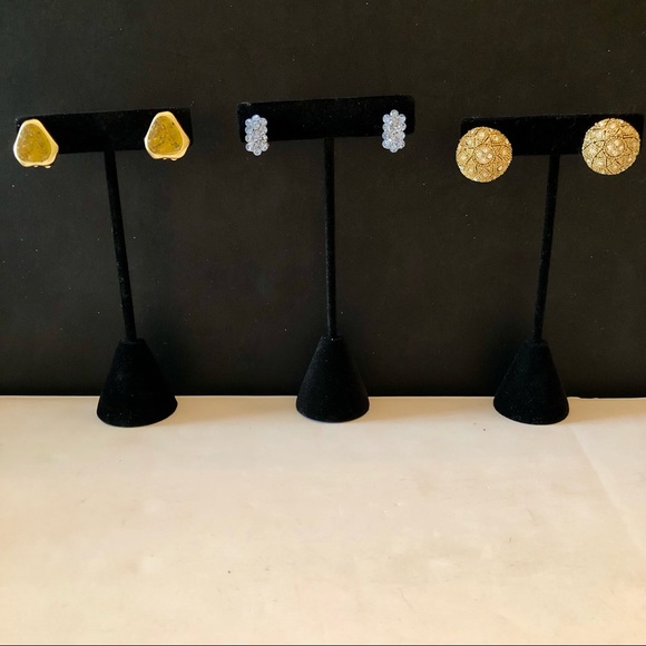 CLIP Earrings. Three Pairs. - Picture 7 of 7